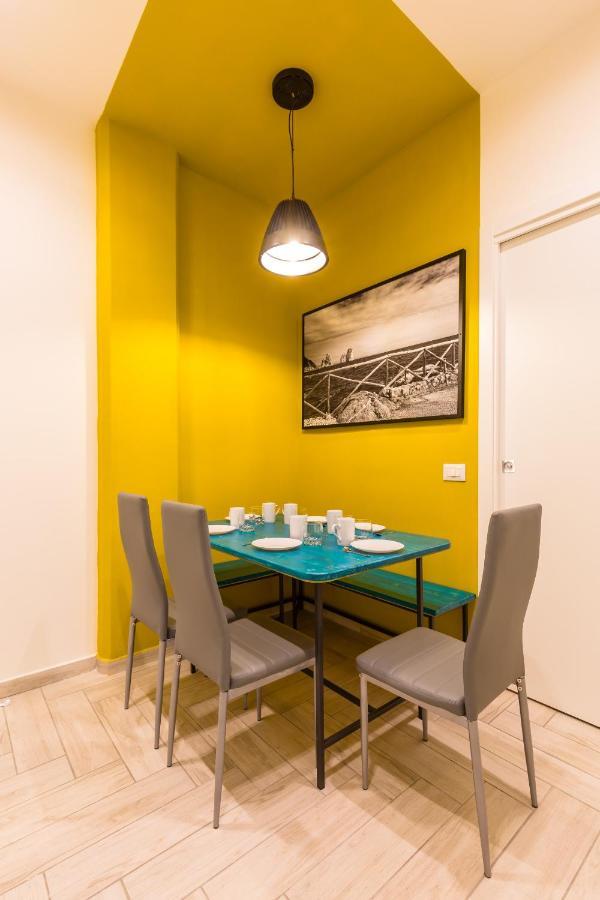 Central Station Apartments & Suites Naples Luaran gambar