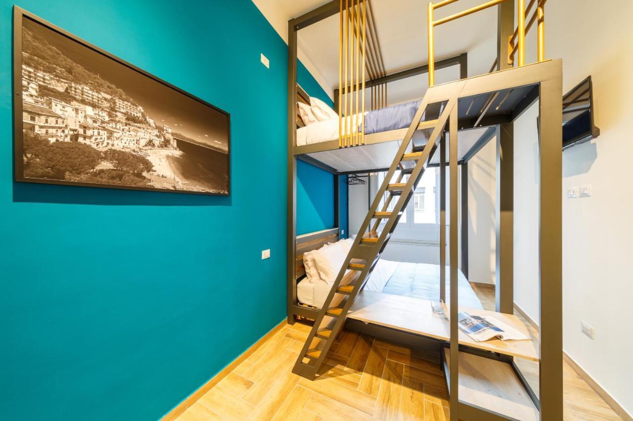 Central Station Apartments & Suites Naples Luaran gambar