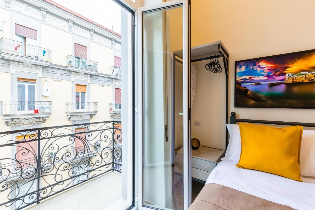 Central Station Apartments & Suites Naples Luaran gambar
