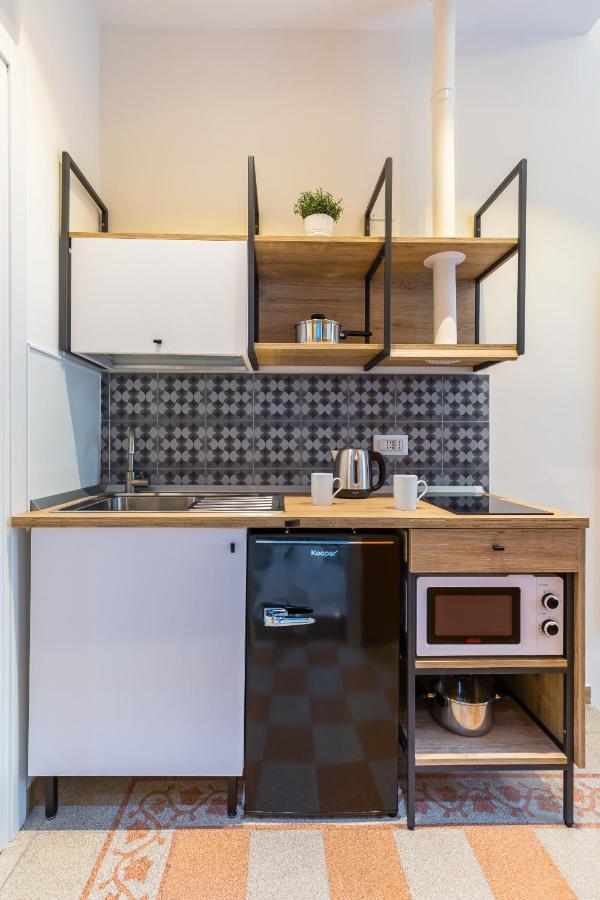 Central Station Apartments & Suites Naples Luaran gambar