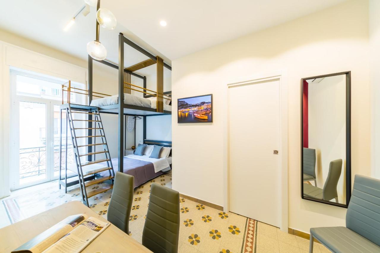 Central Station Apartments & Suites Naples Luaran gambar