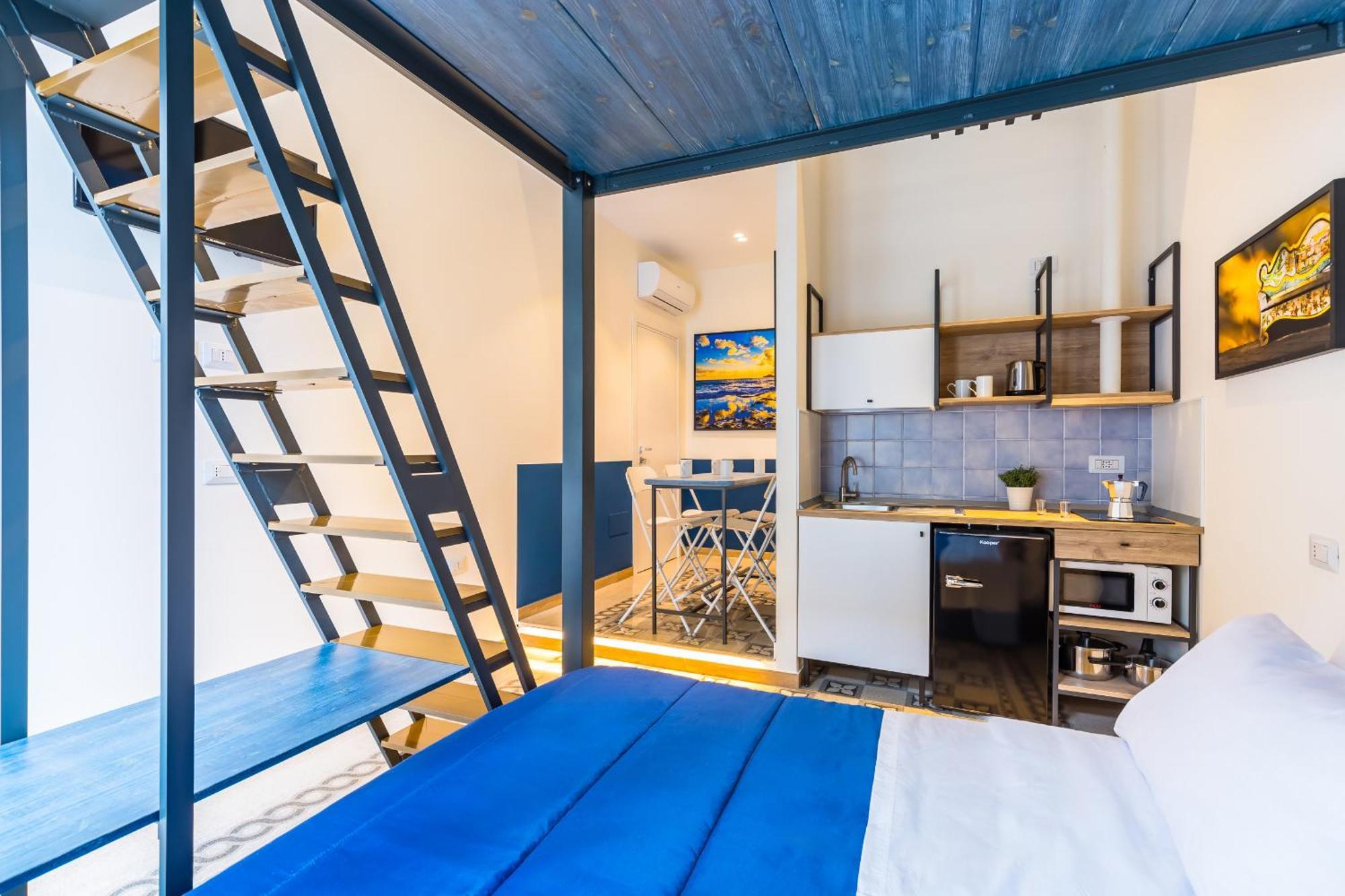 Central Station Apartments & Suites Naples Luaran gambar