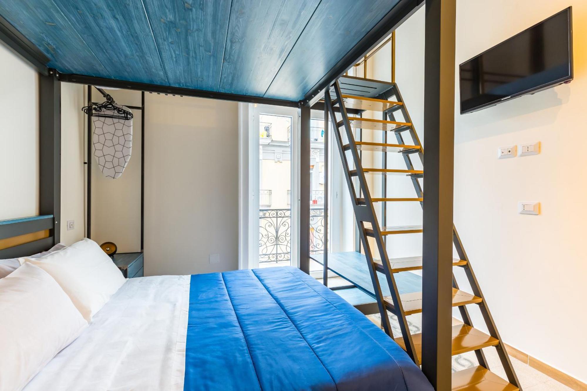 Central Station Apartments & Suites Naples Luaran gambar